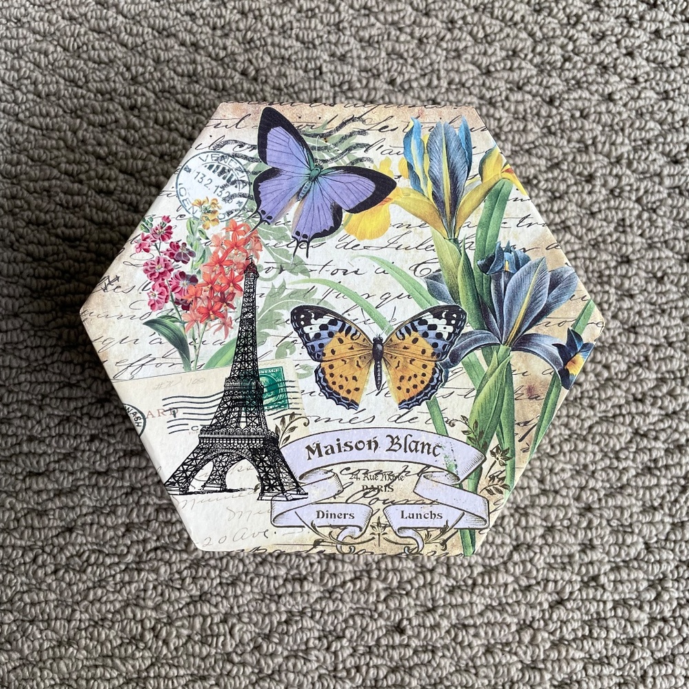 6" x 6" Parisian French Themed Maison Blanc Hexagon Shaped Hard Box With Lid